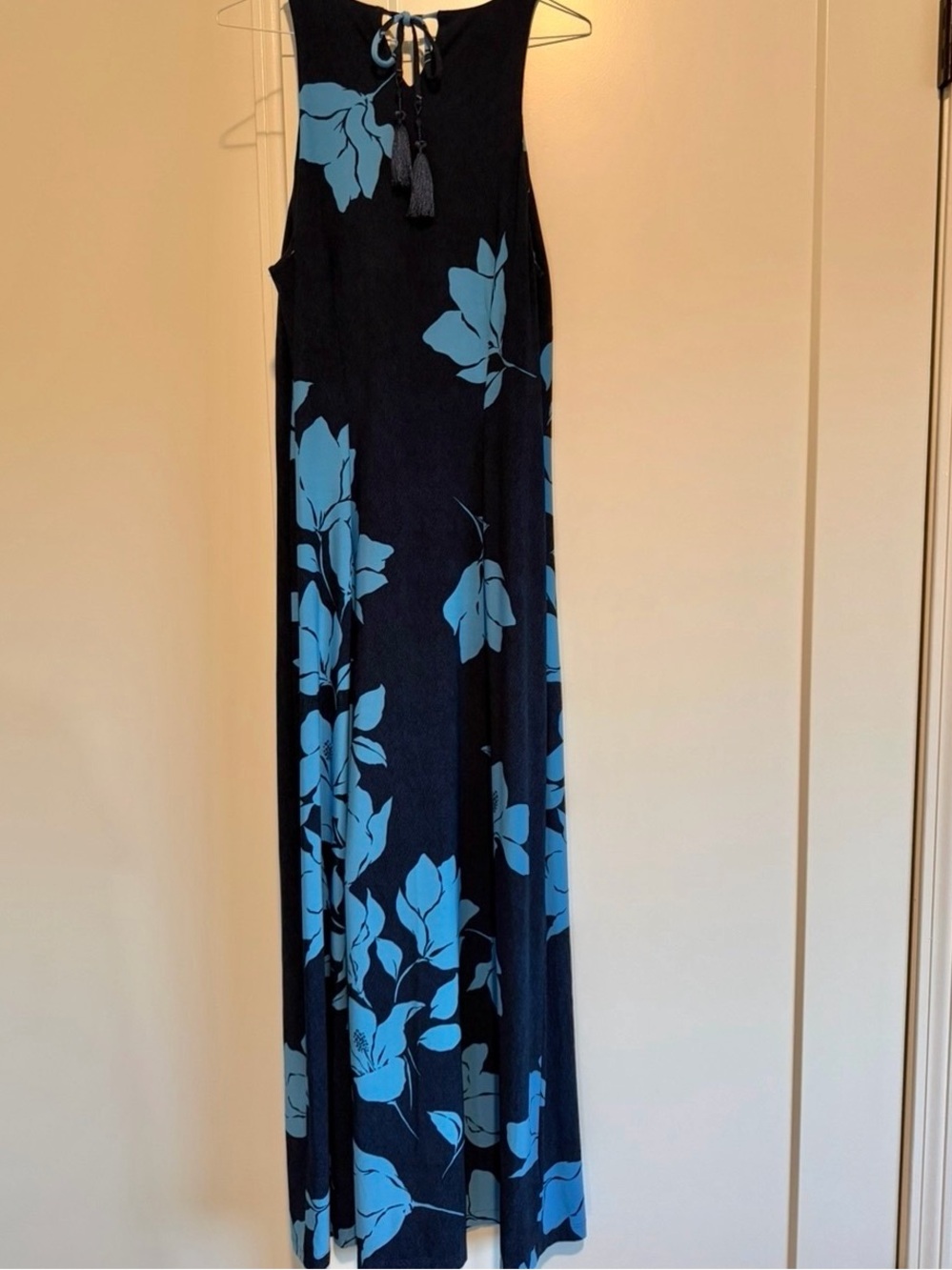 Medium - Tommy Bahama Navy Maxi Dress with Blue Floral Print - Picture 3 of 6